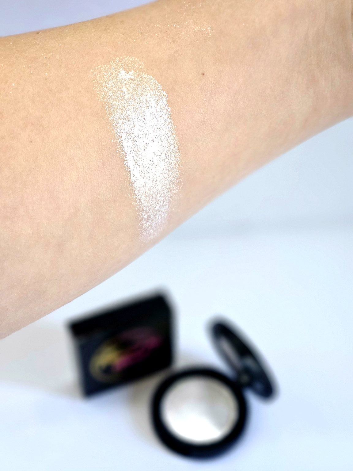 Coconut Glow Highlighter