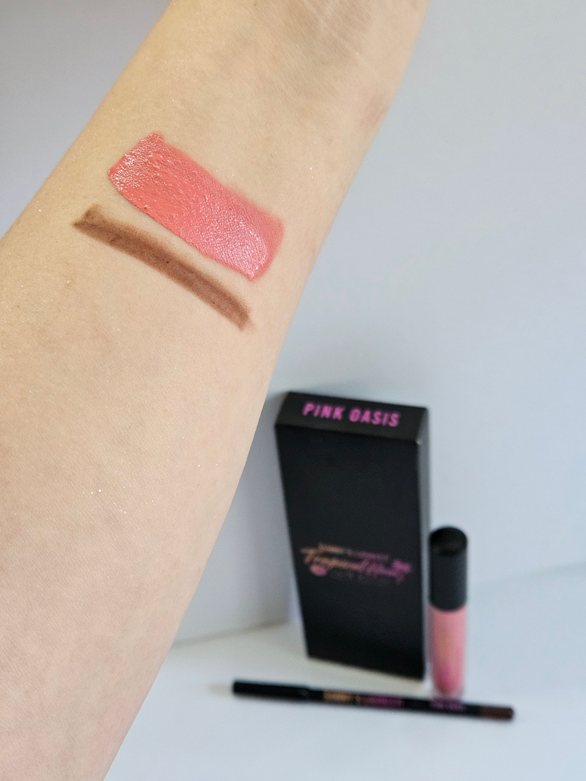 Pink Oasis-Lipkit